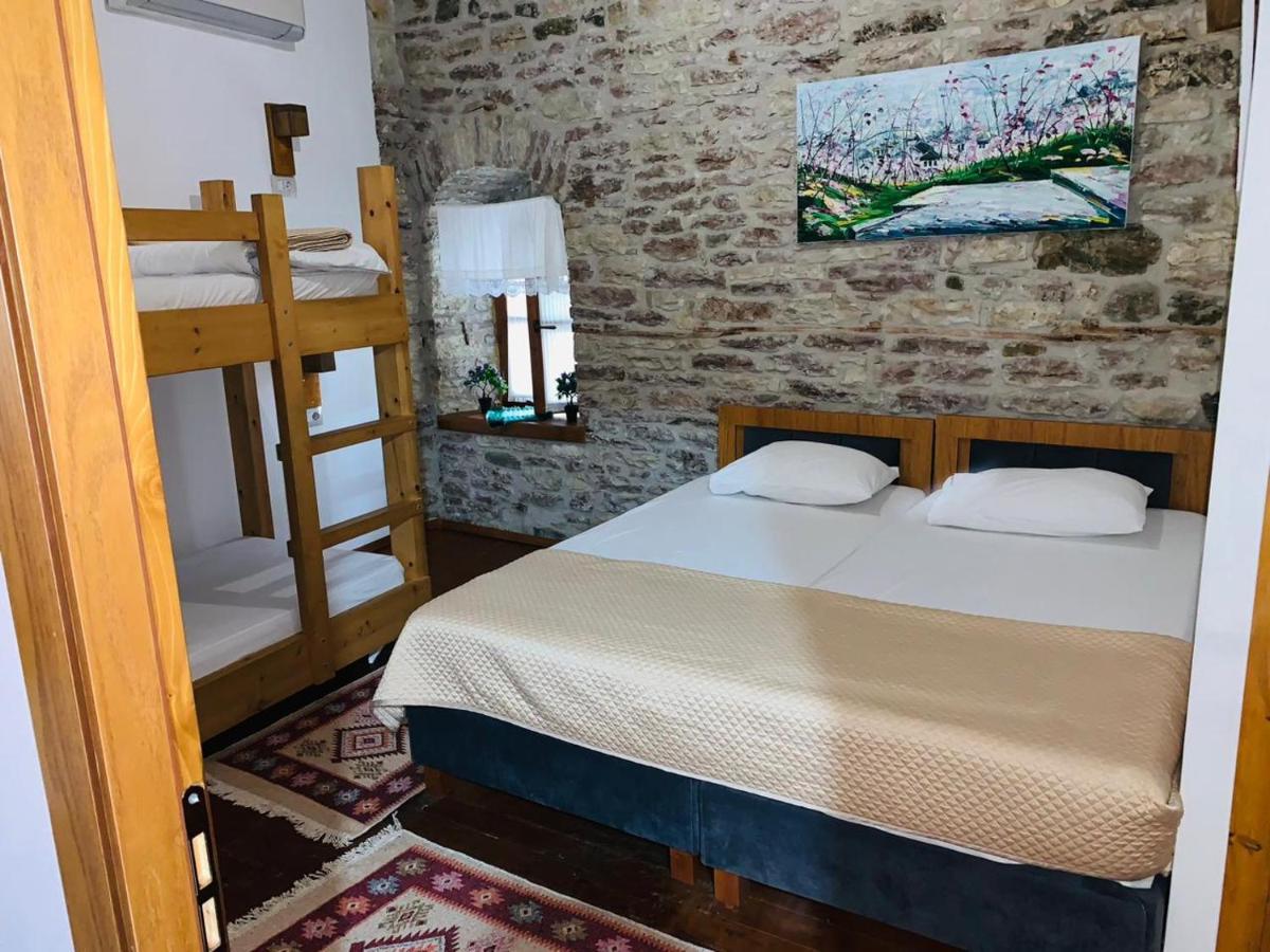 Guest House And Hostel Val-Mar Gjirokaster Exterior photo