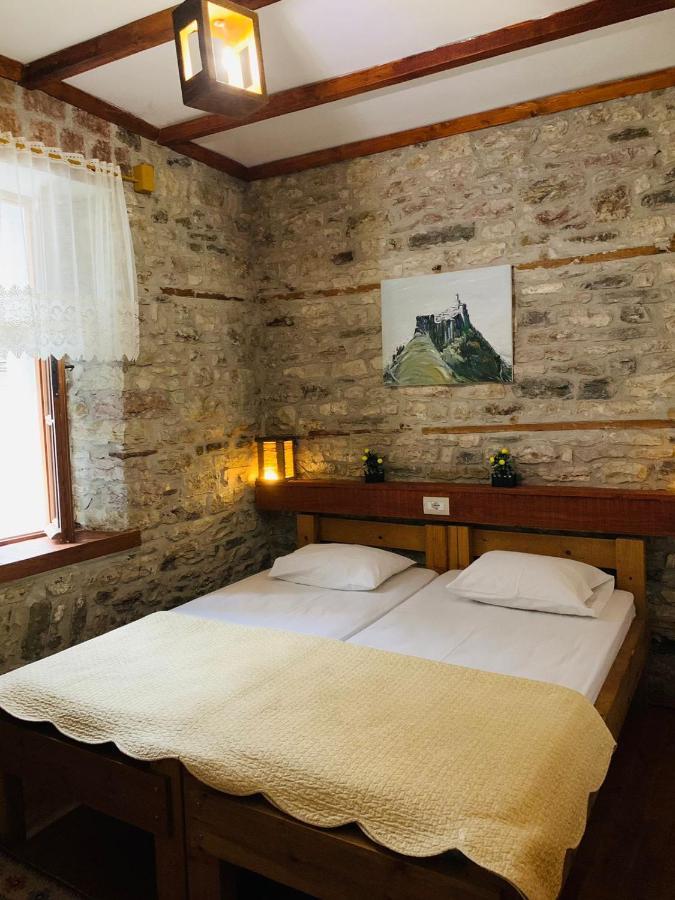 Guest House And Hostel Val-Mar Gjirokaster Exterior photo